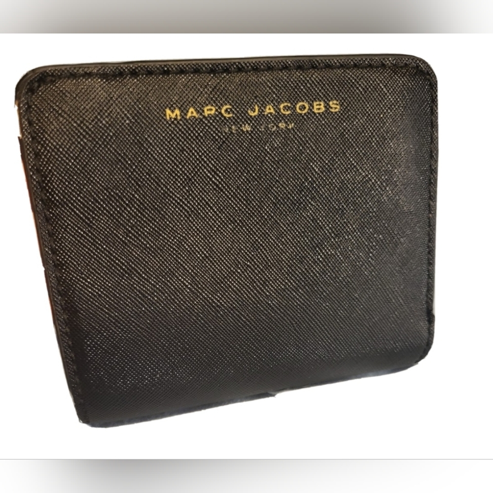 Marc Jacobs Bifold Compact Wallet, Black